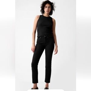 Gap Black Women's Jeans with a slight shimmer.